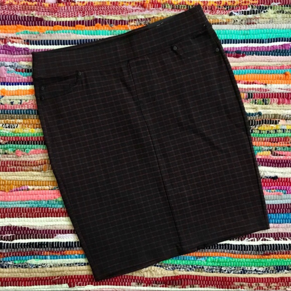 NWT ~ Liverpool ~ Plaid pencil skirt